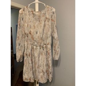 shimmery white house black market dress